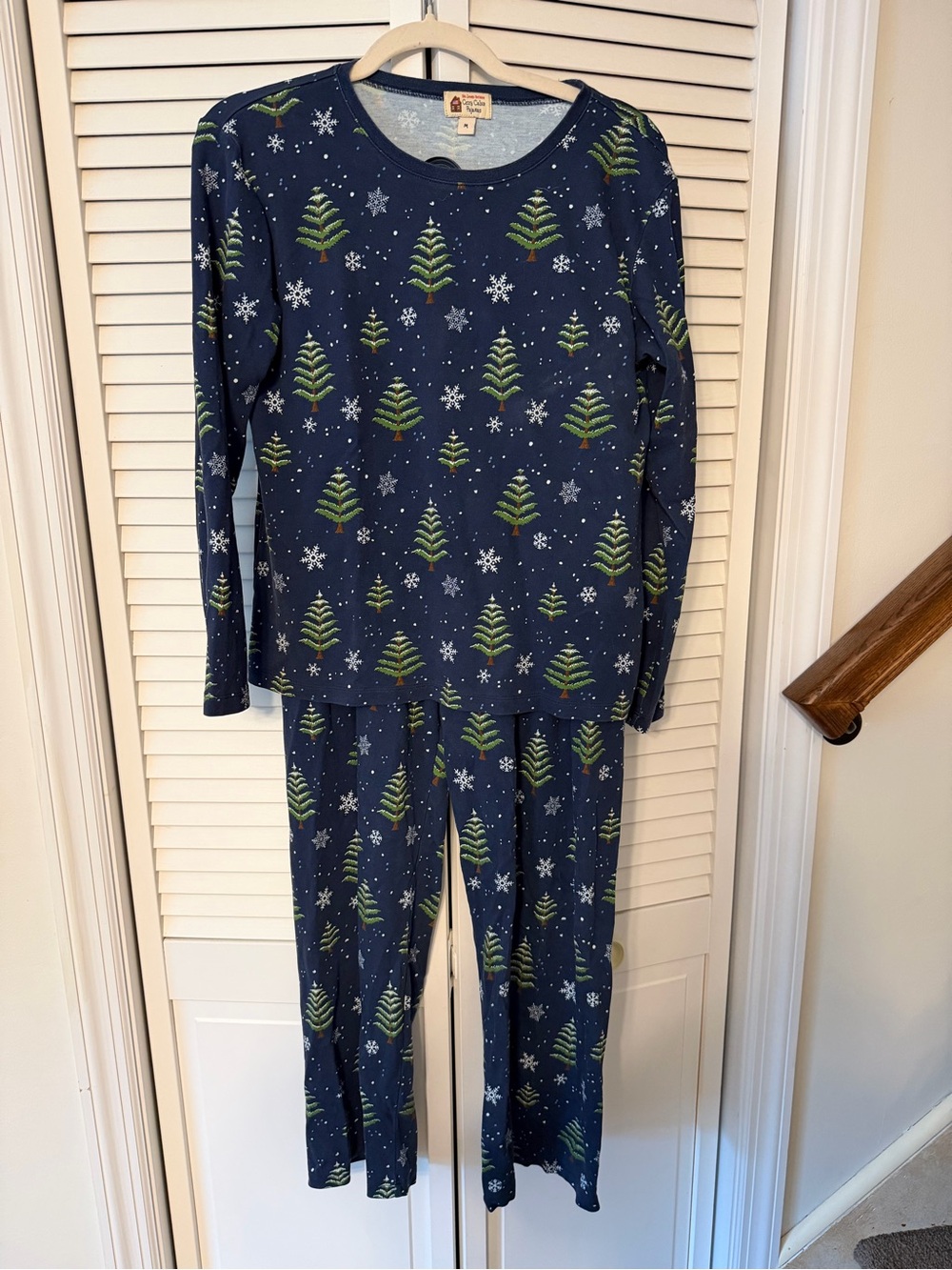 Kiel James Patrick Navy Blue Holiday Tree Print Pajama Set